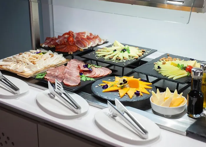 Voco - By Ihg 5* Podgorica