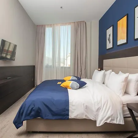 Voco - By Ihg 5* Podgorica