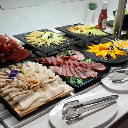 Voco - Podgorica, An Ihg 5*