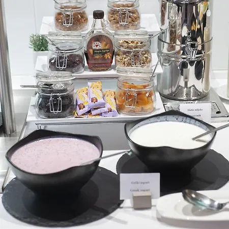 Hotel Voco - By Ihg Podgorica