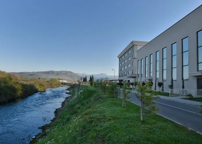 Voco - By Ihg 5* Podgorica